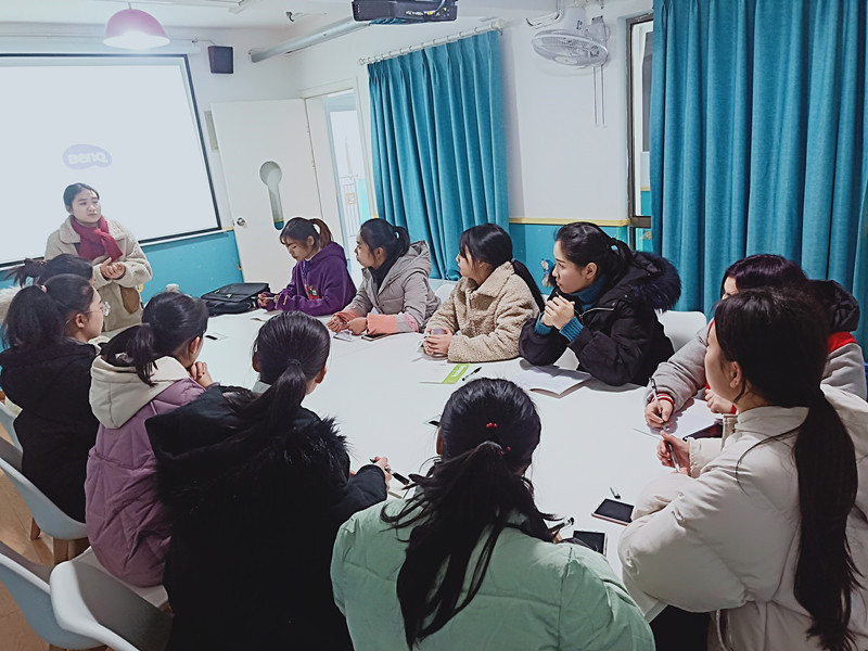 家訪培訓_副本.jpg 家訪培訓_副本.jpg