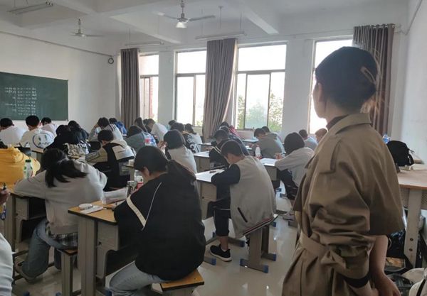 育山3_副本.jpg 育山3_副本.jpg