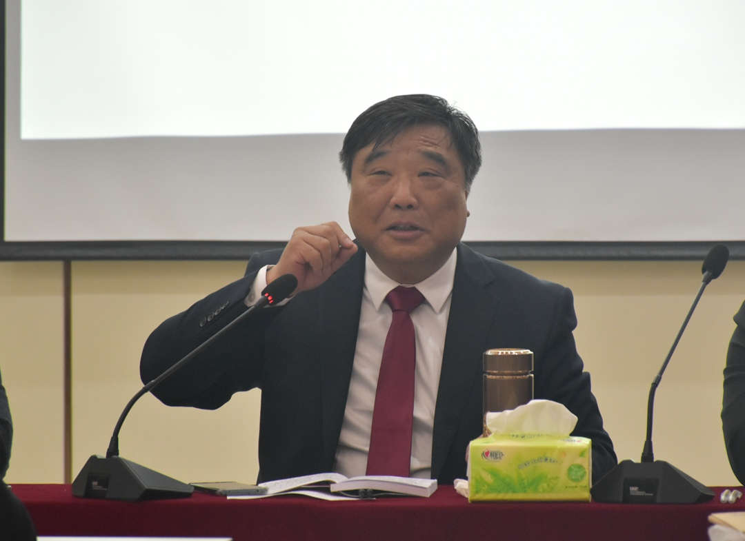 胡校長.jpg 胡校長.jpg