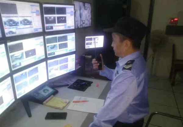 聚龍2_副本.jpg 聚龍2_副本.jpg